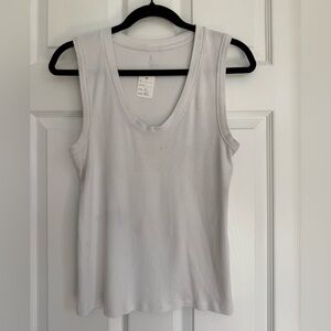 a new day White Scoop Neck Tank Top